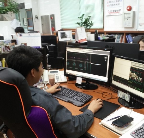설계 (Design) - CAD 맞춤 설계